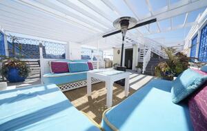 Steps-to-Beach Marina del Rey Home with Ocean-View Rooftop Living - Marina del Rey, California