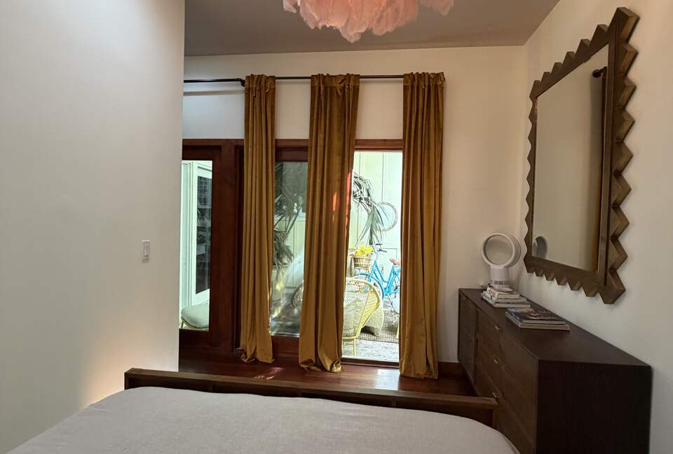 Steps-to-Beach Marina del Rey Home with Ocean-View Rooftop Living - Marina del Rey, California