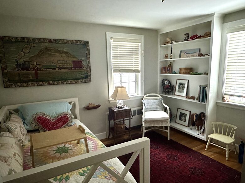 Wellesley Cottage Retreat Near Boston - Wellesley, Massachusetts