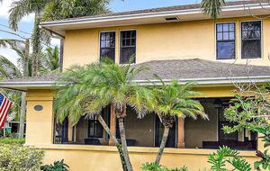 A Palm-Framed West Palm Beach Hideaway with Private Pool - West Palm Beach, Florida