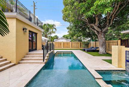 A Palm-Framed West Palm Beach Hideaway with Private Pool - West Palm Beach, Florida
