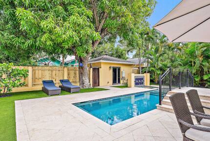 A Palm-Framed West Palm Beach Hideaway with Private Pool - West Palm Beach, Florida