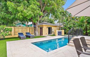 A Palm-Framed West Palm Beach Hideaway with Private Pool - West Palm Beach, Florida