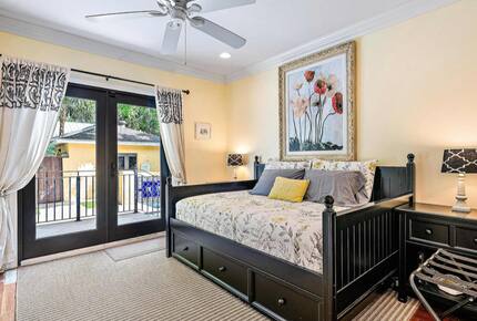 A Palm-Framed West Palm Beach Hideaway with Private Pool - West Palm Beach, Florida