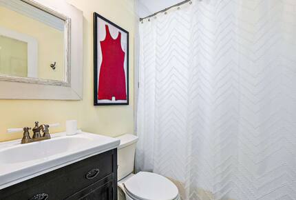 A Palm-Framed West Palm Beach Hideaway with Private Pool - West Palm Beach, Florida