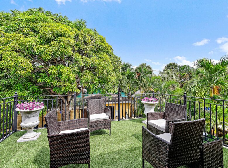 A Palm-Framed West Palm Beach Hideaway with Private Pool - West Palm Beach, Florida