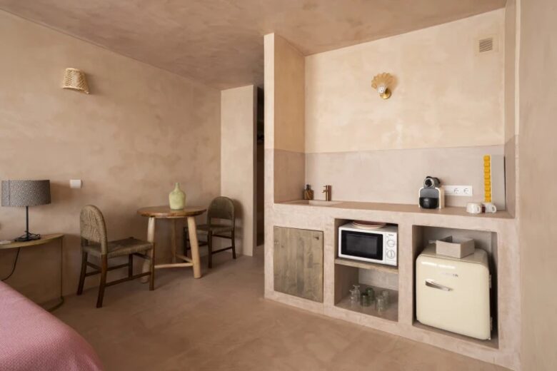 Luna Studios by the Lagoon - Puerto de la Savina, Formentera, Spain