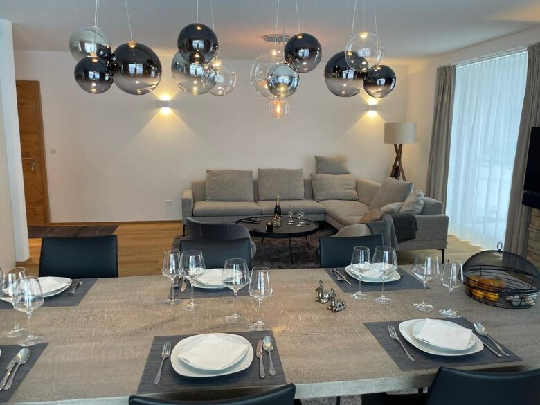 Serene Alpine Residence with Spa - Saas-Fee, Switzerland