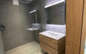 Serene Alpine Residence with Spa - Saas-Fee, Switzerland