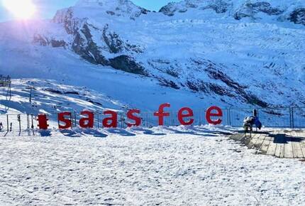 Serene Alpine Residence with Spa - Saas-Fee, Switzerland