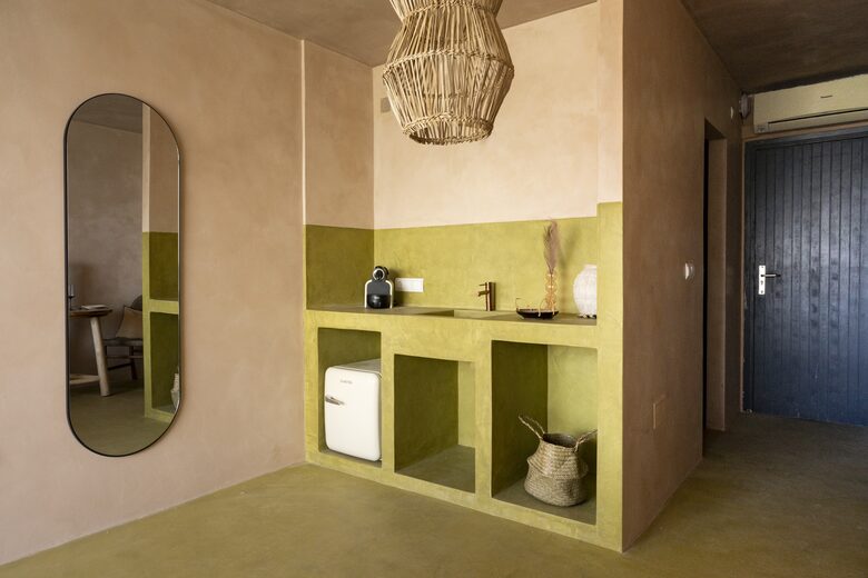 Luna Studios by the Lagoon | Sea Front - Puerto de la Savina, Formentera, Spain