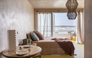 Luna Studios by the Lagoon | Sea Front - Puerto de la Savina, Formentera, Spain