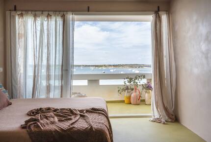Luna Studios by the Lagoon | Sea Front - Puerto de la Savina, Formentera, Spain