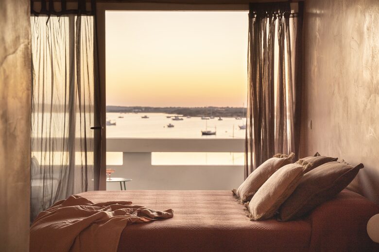 Luna Studios by the Lagoon | Sea Front - Puerto de la Savina, Formentera, Spain