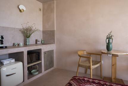 Luna Studios by the Lagoon | Sea Front - Puerto de la Savina, Formentera, Spain