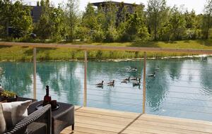 A Lakeside Sanctuary of Rustic Elegance - Lechlade, United Kingdom
