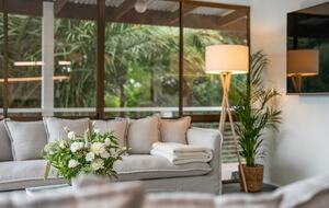 A Private Kangaroo Valley Retreat with Wraparound Deck - Kangaroo Valley, Australia