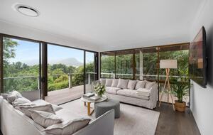 A Private Kangaroo Valley Retreat with Wraparound Deck - Kangaroo Valley, Australia