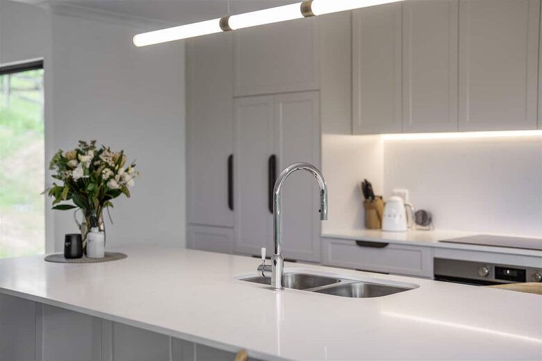 A Private Kangaroo Valley Retreat with Wraparound Deck - Kangaroo Valley, Australia