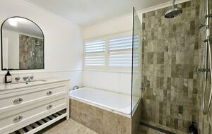 A Private Kangaroo Valley Retreat with Wraparound Deck - Kangaroo Valley, Australia