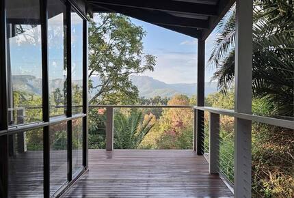 A Private Kangaroo Valley Retreat with Wraparound Deck - Kangaroo Valley, Australia