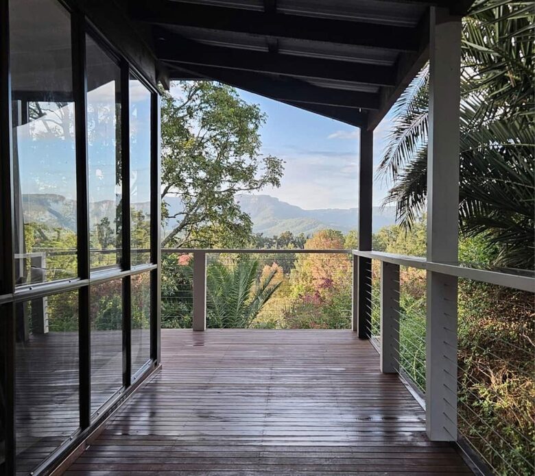 A Private Kangaroo Valley Retreat with Wraparound Deck - Kangaroo Valley, Australia