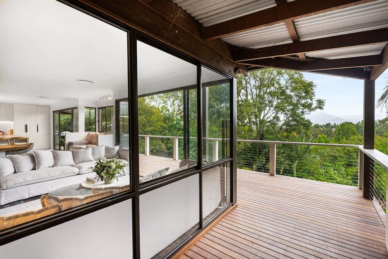 A Private Kangaroo Valley Retreat with Wraparound Deck - Kangaroo Valley, Australia