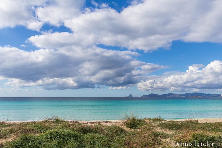 Luna Studios by the Lagoon - Puerto de la Savina, Formentera, Spain