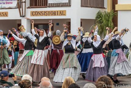 Luna Studios by the Lagoon | Sea Front - Puerto de la Savina, Formentera, Spain