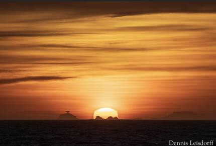 Luna Studios by the Lagoon | Sea Front - Puerto de la Savina, Formentera, Spain