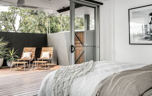 Elevation Byron Bay - Home with Heated Pool & Hot Spa - Byron Bay, Australia