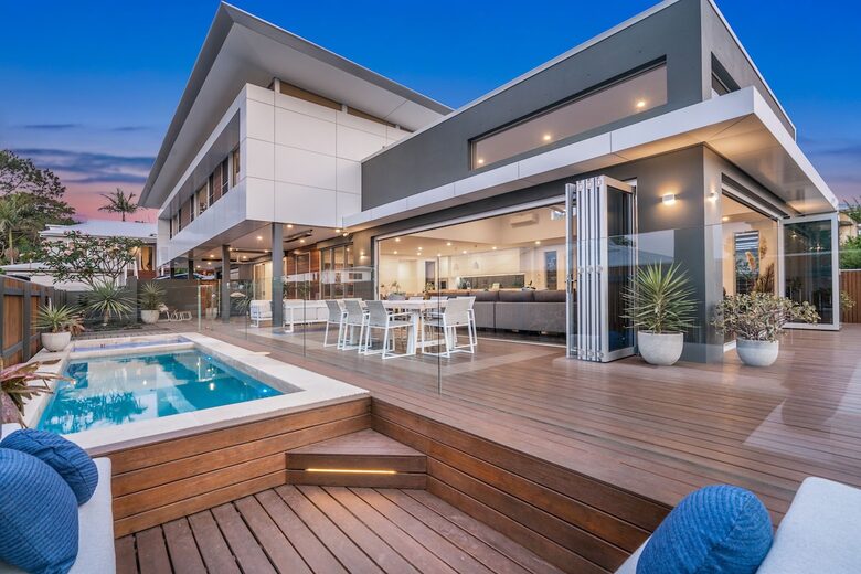 Elevation Byron Bay - Home with Heated Pool & Hot Spa - Byron Bay, Australia