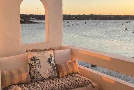 Luna Studios by the Lagoon | Sea Front - Puerto de la Savina, Formentera, Spain