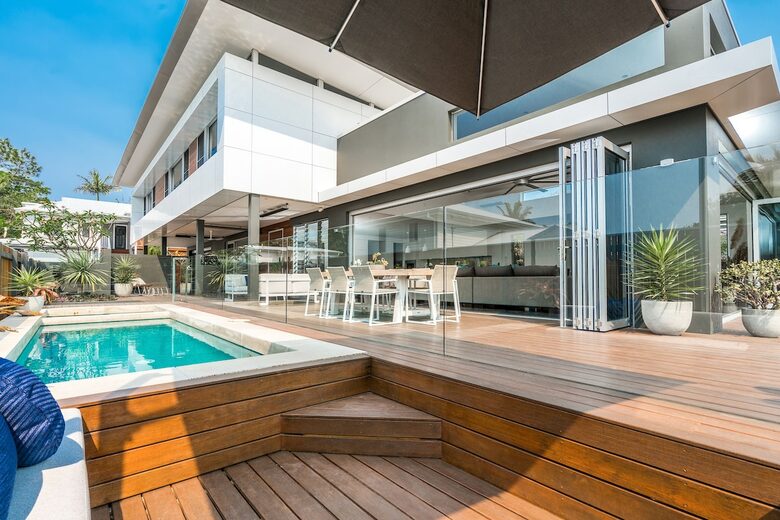 Elevation Byron Bay - Home with Heated Pool & Hot Spa - Byron Bay, Australia