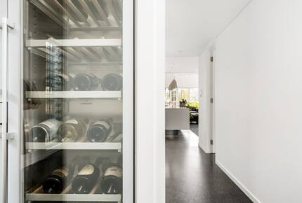 Elevation Byron Bay - Home with Heated Pool & Hot Spa - Byron Bay, Australia