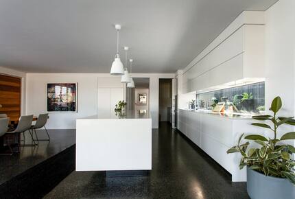 Elevation Byron Bay - Home with Heated Pool & Hot Spa - Byron Bay, Australia