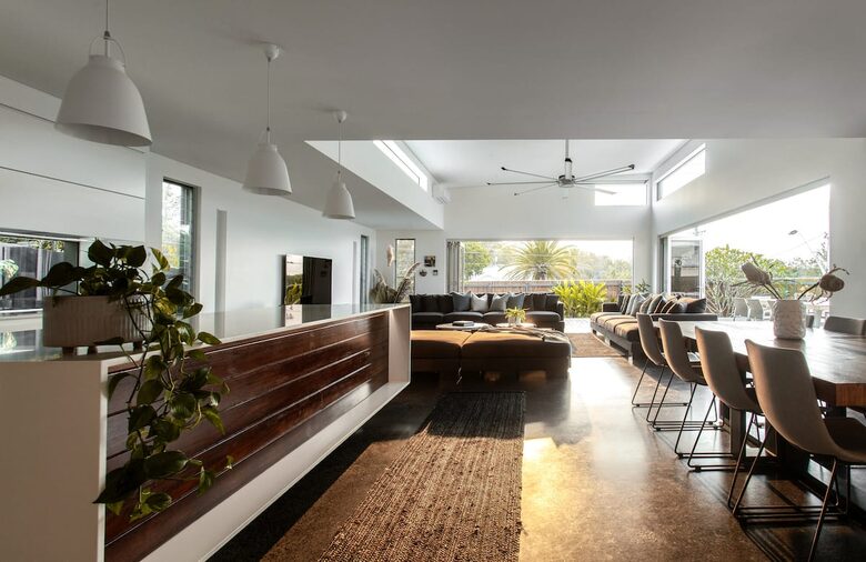 Elevation Byron Bay - Home with Heated Pool & Hot Spa - Byron Bay, Australia