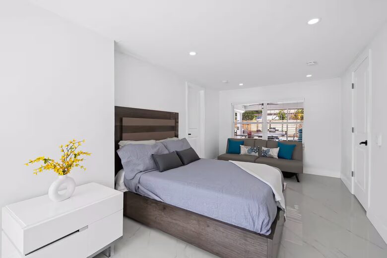 Designer South Florida Escape Near the Coast - Pompano Beach, Florida