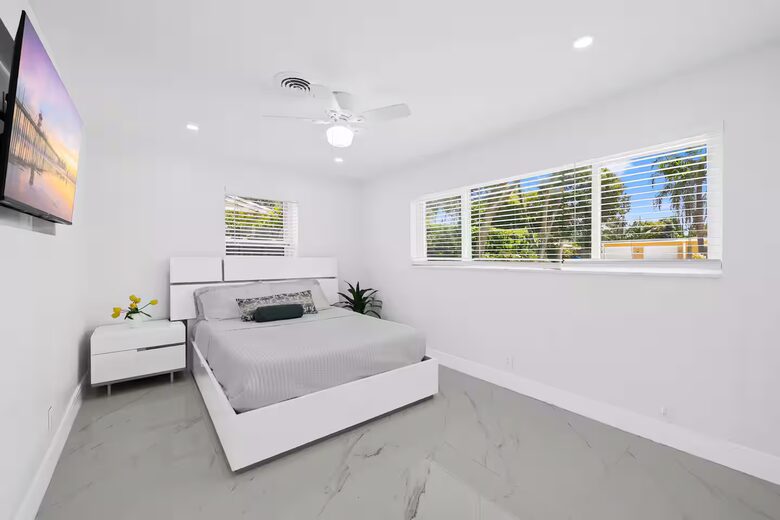 Designer South Florida Escape Near the Coast - Pompano Beach, Florida