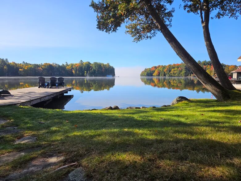 Calm Water Retreat on Lake Rosseau - Muskoka, Canada