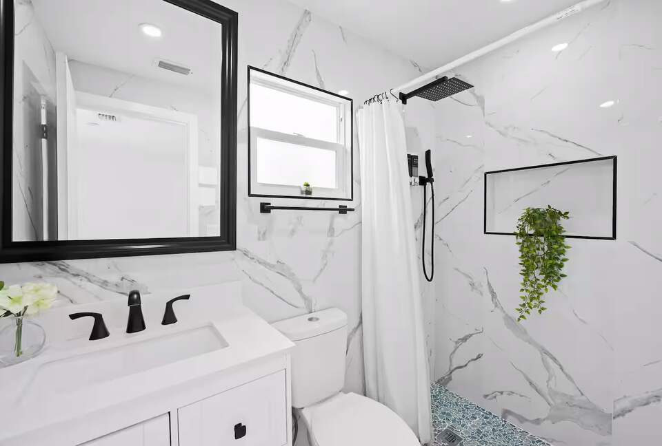 Designer South Florida Escape Near the Coast - Pompano Beach, Florida