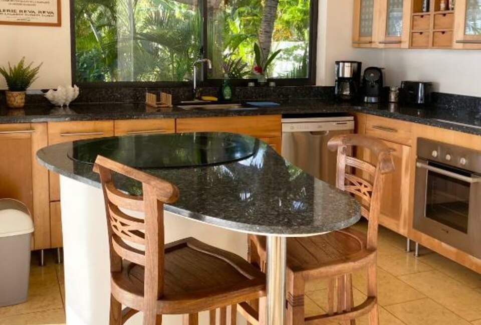 Ocean Breeze Villa | Sunset Views and Private Beach Access - Tevaitoa, French Polynesia