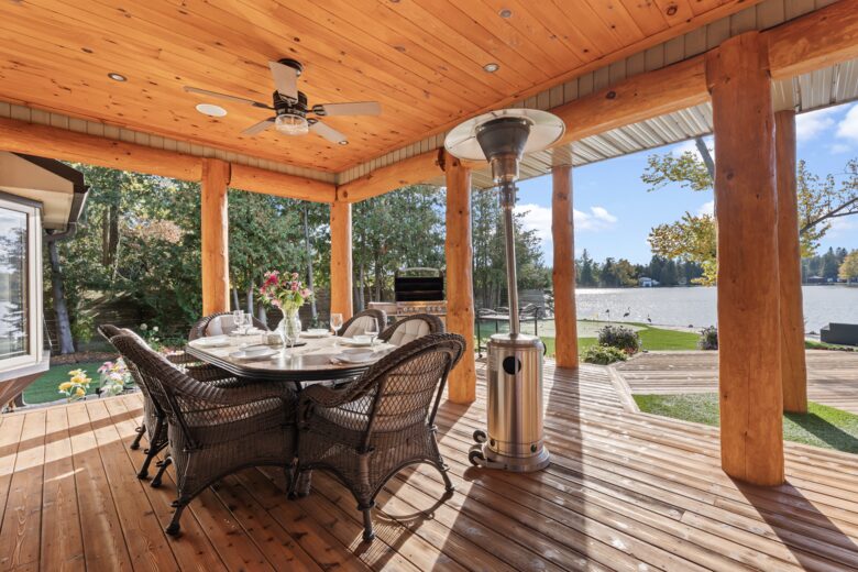 Kawartha Lakeside Landing - Fenelon Falls, Canada