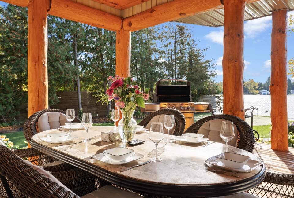 Kawartha Lakeside Landing - Fenelon Falls, Canada