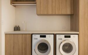 Contemporary Burleigh Heads Home Designed for Coastal Living - Gold Coast, Australia