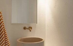 Contemporary Burleigh Heads Home Designed for Coastal Living - Gold Coast, Australia