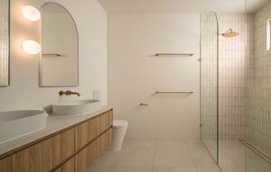 Contemporary Burleigh Heads Home Designed for Coastal Living - Gold Coast, Australia