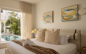 Contemporary Burleigh Heads Home Designed for Coastal Living - Gold Coast, Australia