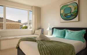 Contemporary Burleigh Heads Home Designed for Coastal Living - Gold Coast, Australia