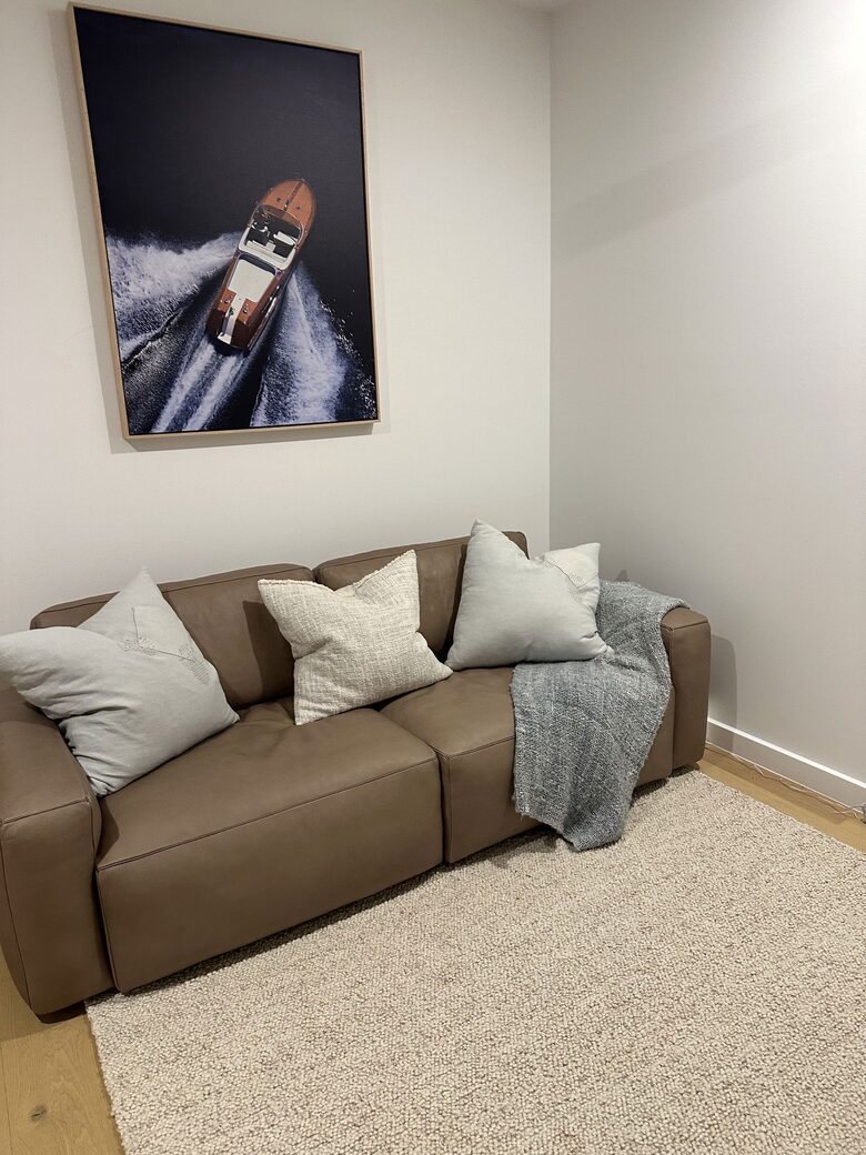 Contemporary Burleigh Heads Home Designed for Coastal Living - Gold Coast, Australia